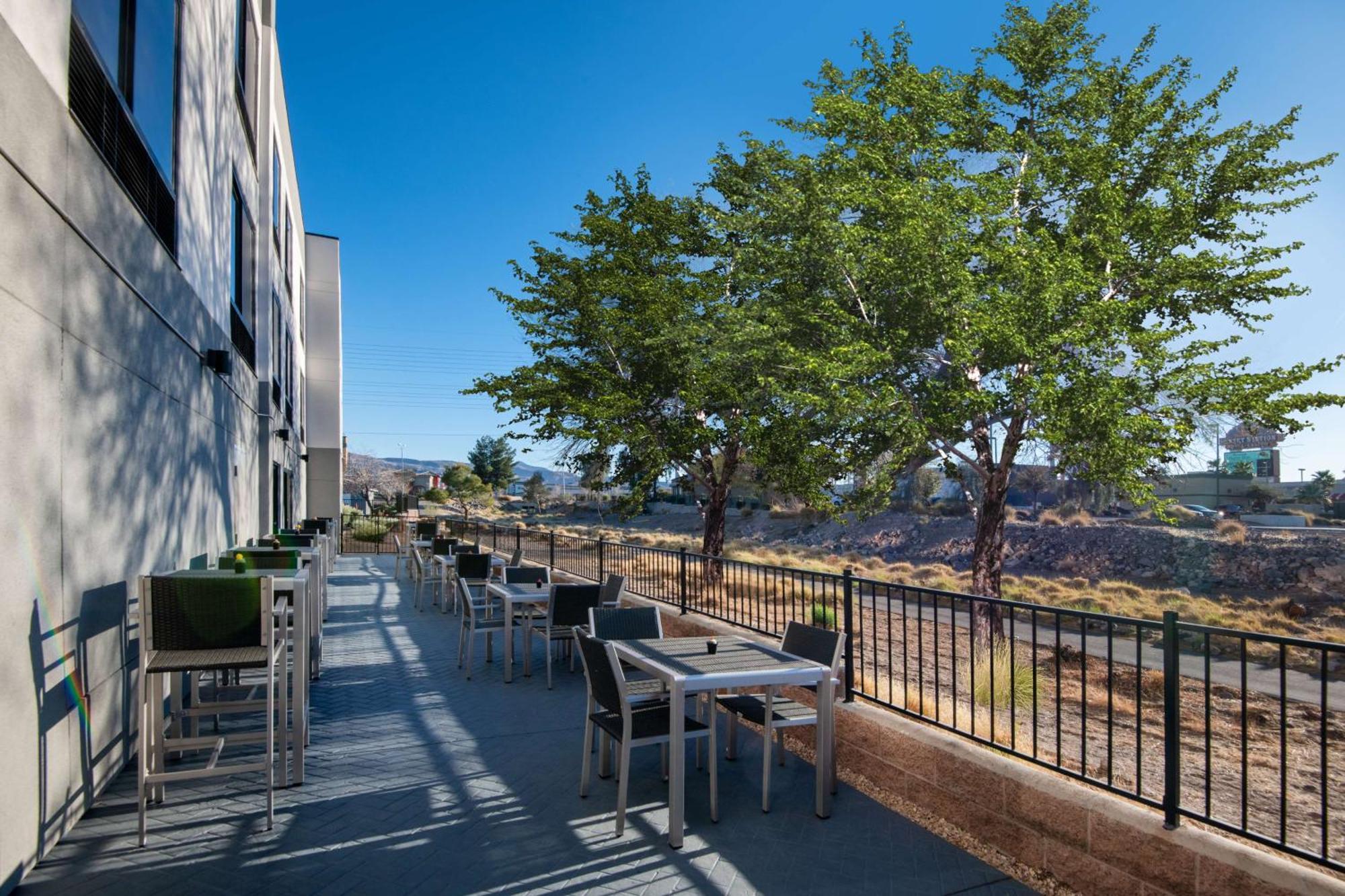 Hampton Inn & Suites Las Vegas-Henderson Bagian luar foto